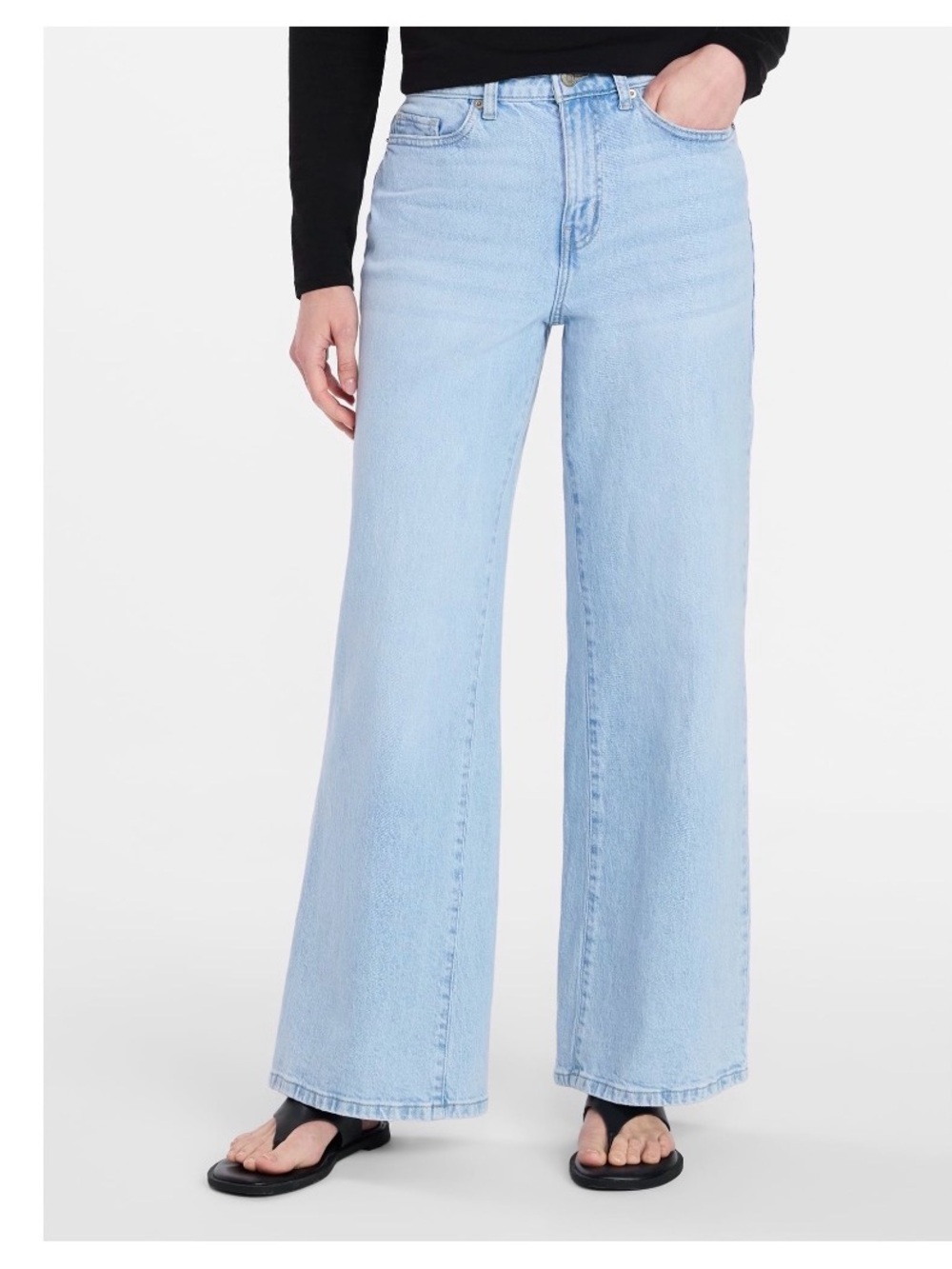 Time and Tru Women’s Wide Leg Jeans